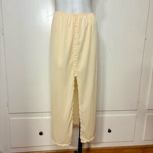 Vintage Coquette 80s Vanity Fair Nude Beige Maxi Slip Skirt with Lace Trim Slit